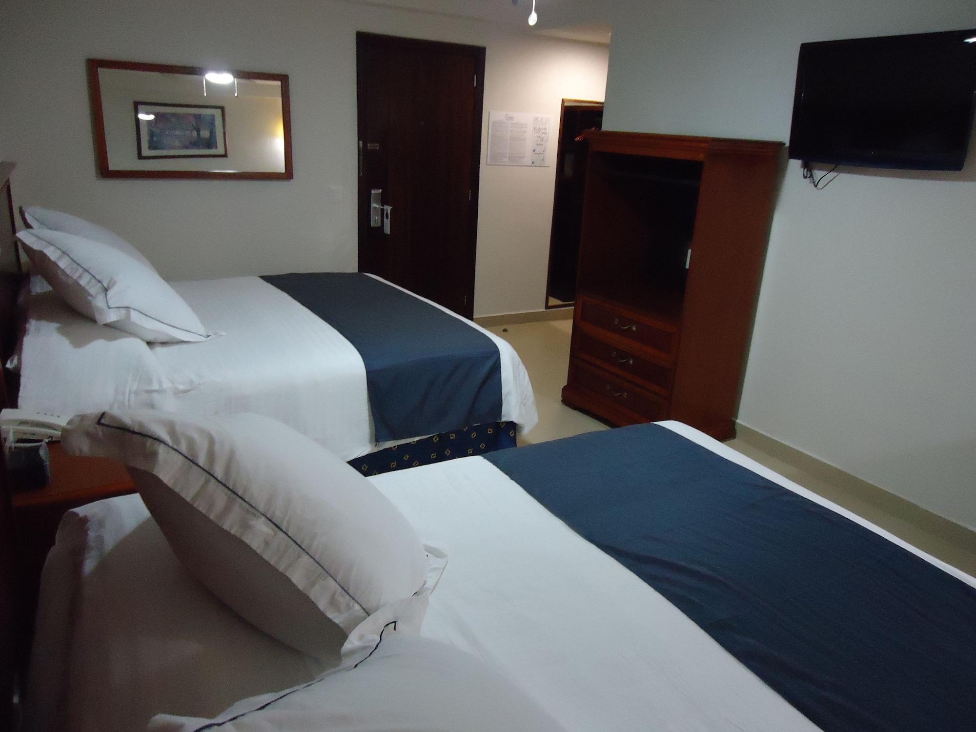 Hotel Porto Allegro 푸에르토 발라타 외부 사진