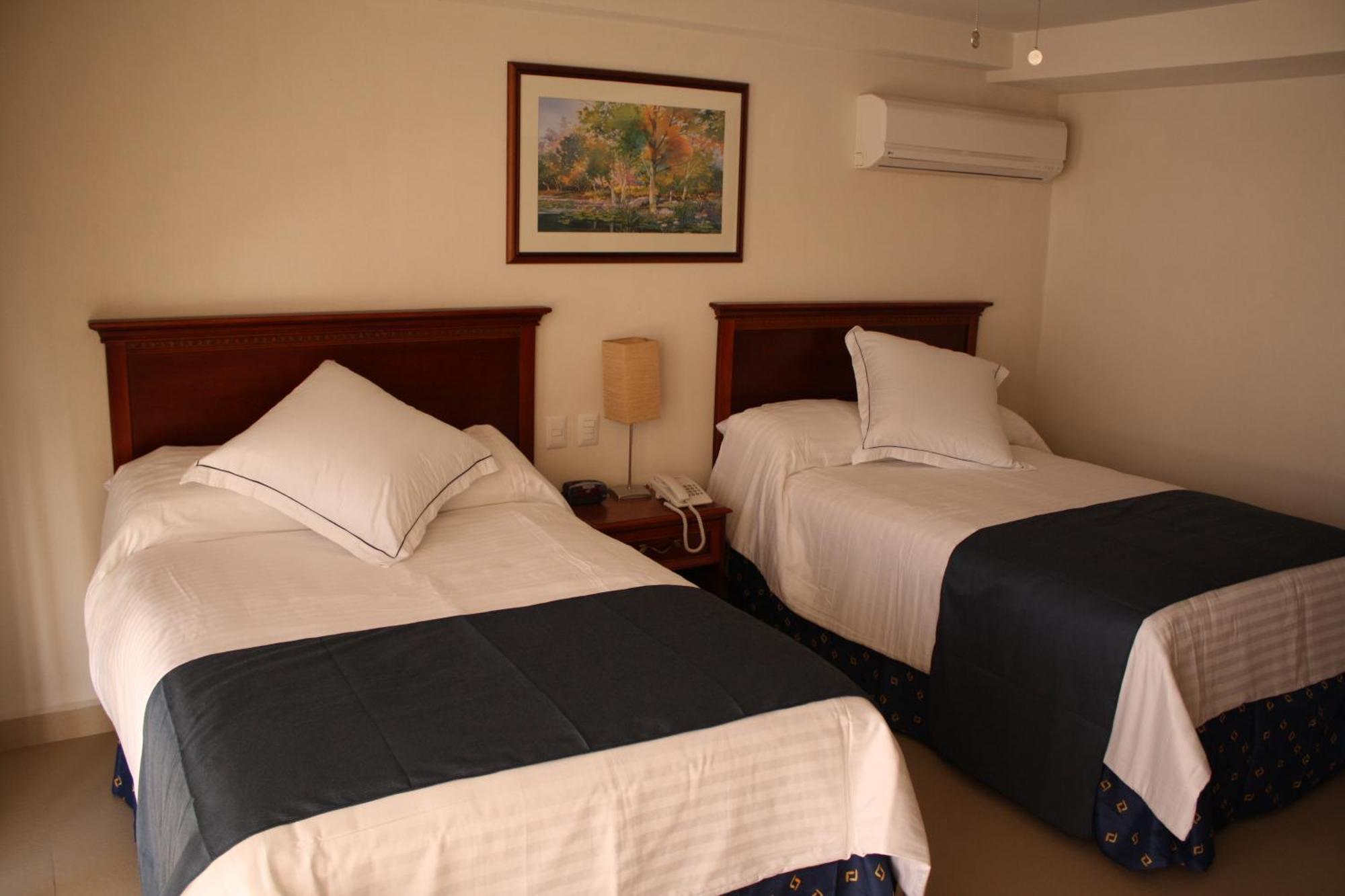 Hotel Porto Allegro 푸에르토 발라타 외부 사진